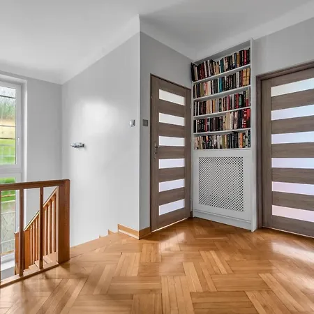 130m2 Family House By Rentujemy Сasa de vacaciones *